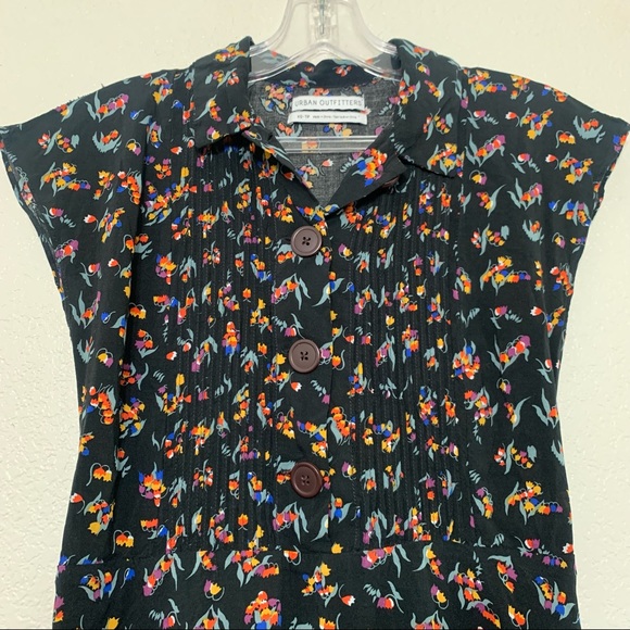 Urban Outfitter Nancy colorful floral mini dress XS - Picture 4 of 8